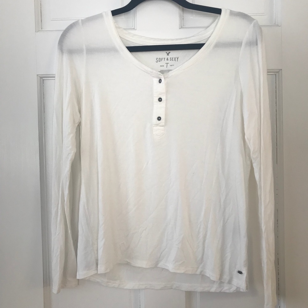 American Eagle long sleeve shirt
